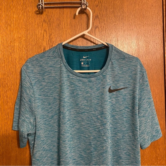 Men’s Large Nike Dri-Fit Running Shirt - Picture 2 of 7